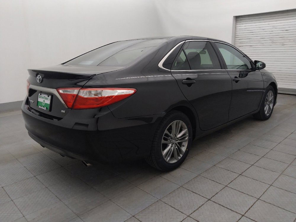 Used 2017 Toyota Camry SE image 10