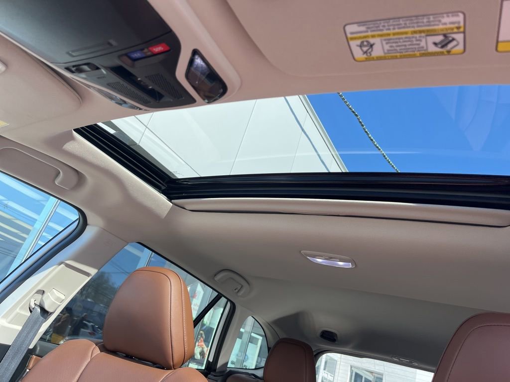 Used 2025 Subaru Outback Touring XT w/ Popular Package #2 image 10