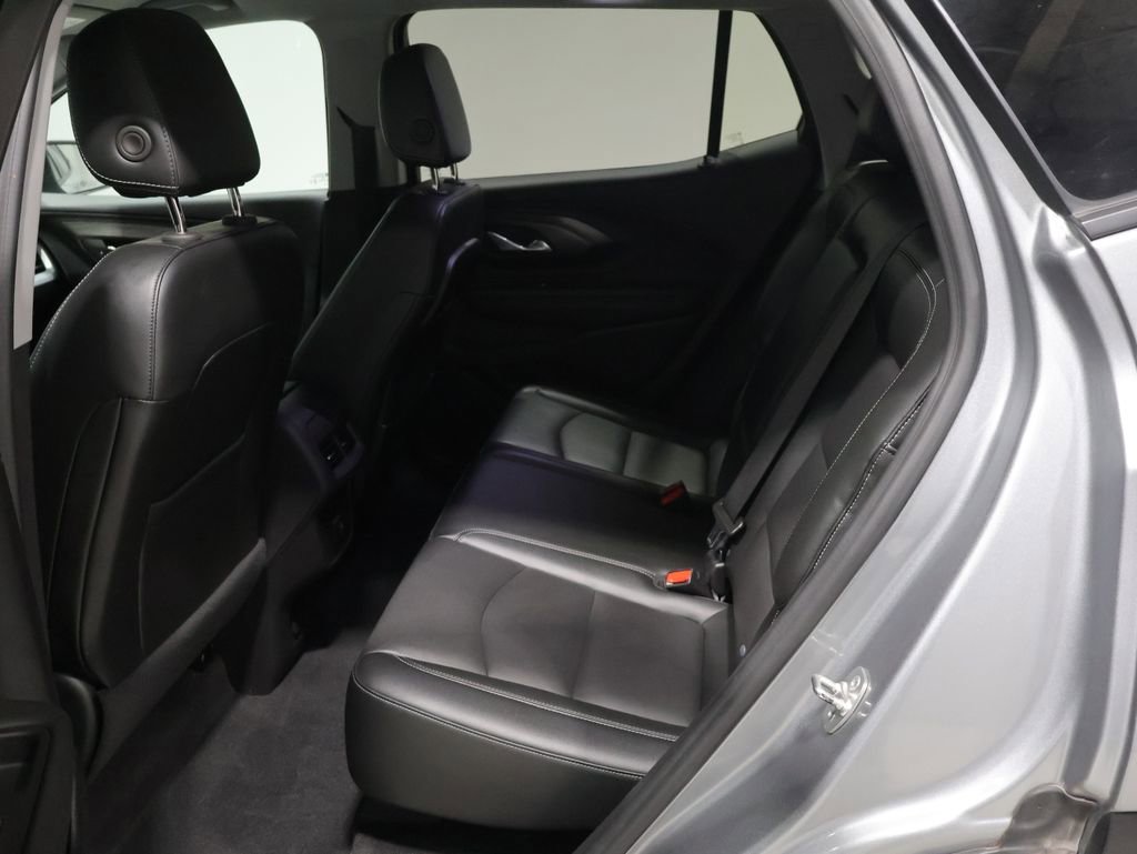 Used 2024 GMC Terrain SLT AWD/4WD image 18