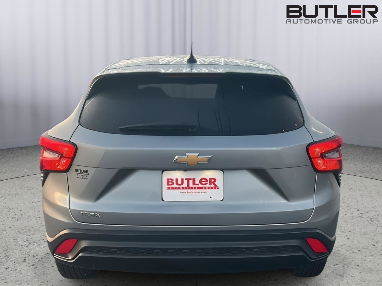 Used 2024 Chevrolet Trax LS FWD image 5