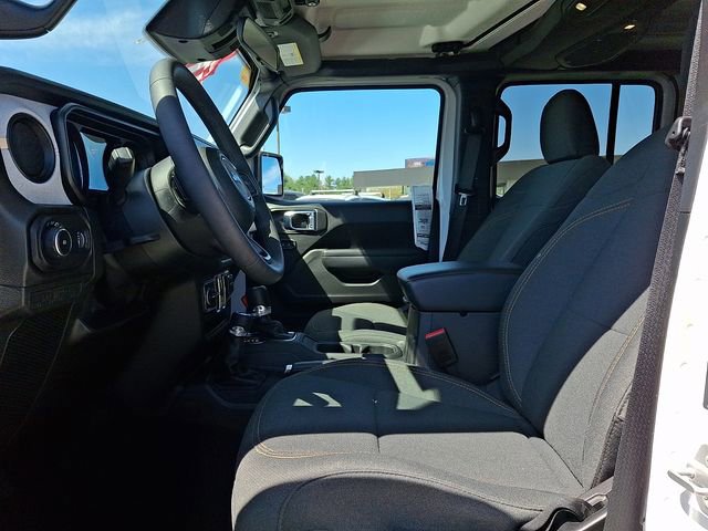 Used 2025 Jeep Wrangler Sport S image 13