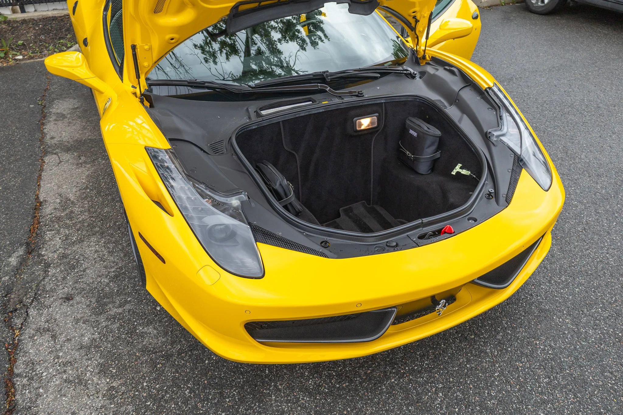 Used 2013 Ferrari 458 Spider RWD image 86