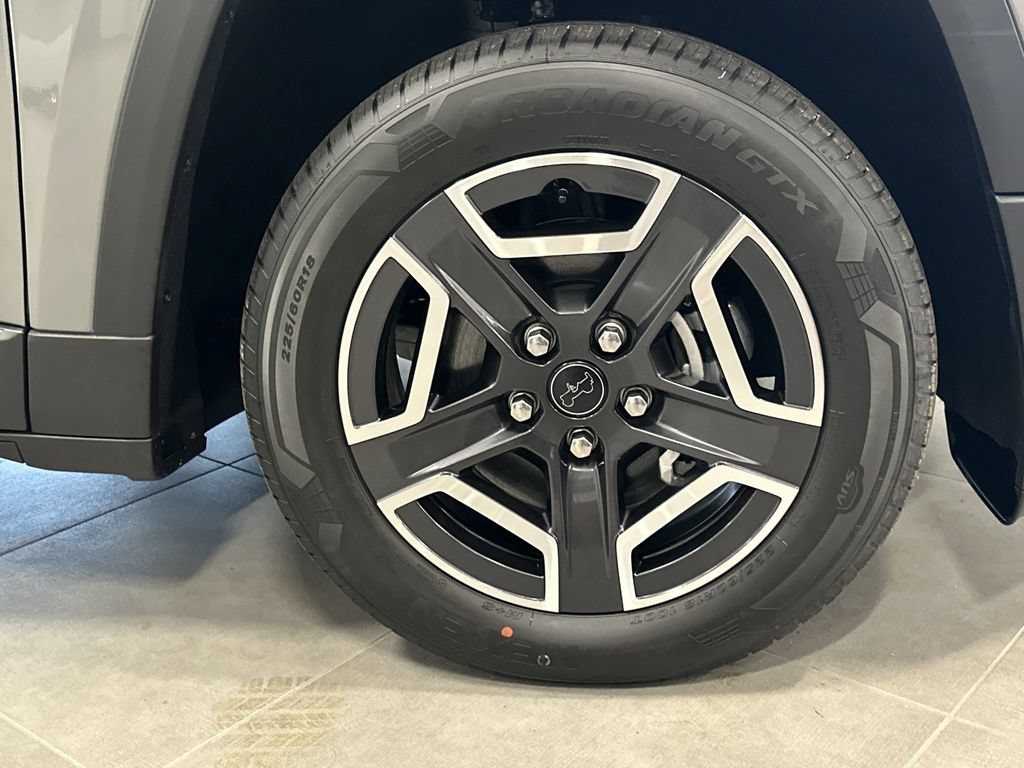New 2026 Jeep Cherokee Laredo AWD/4WD image 10