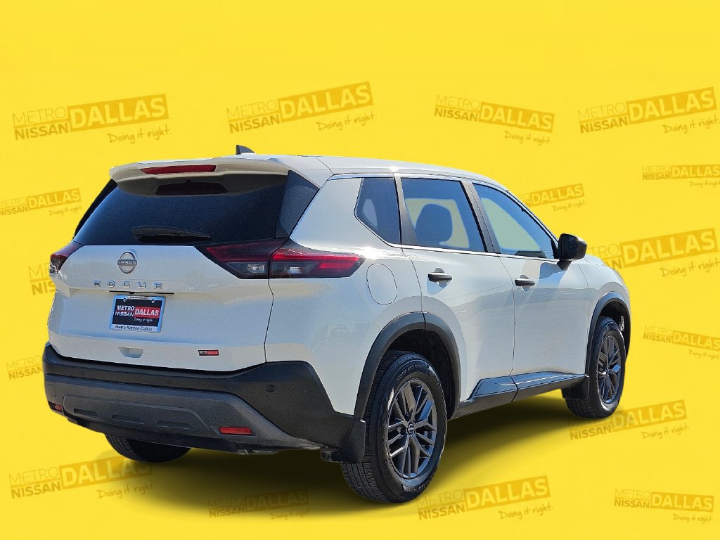 Used 2023 Nissan Rogue S FWD image 4