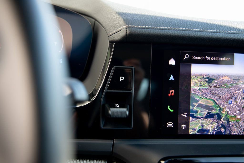 Certified 2025 Porsche Panamera image 16