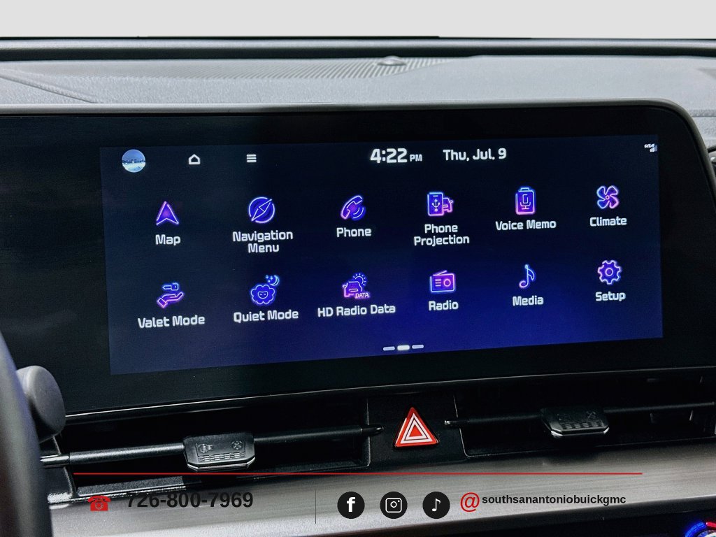 Used 2025 Kia Sportage EX FWD image 16