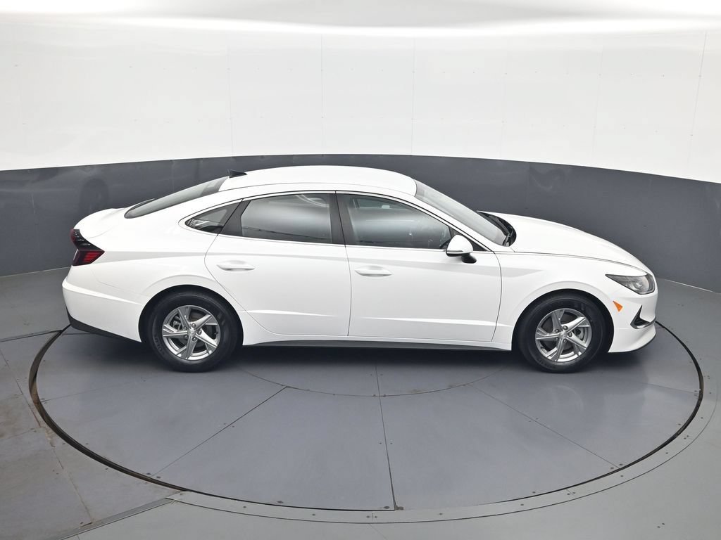 Certified 2022 Hyundai Sonata SE w/ Cargo Package FWD image 17