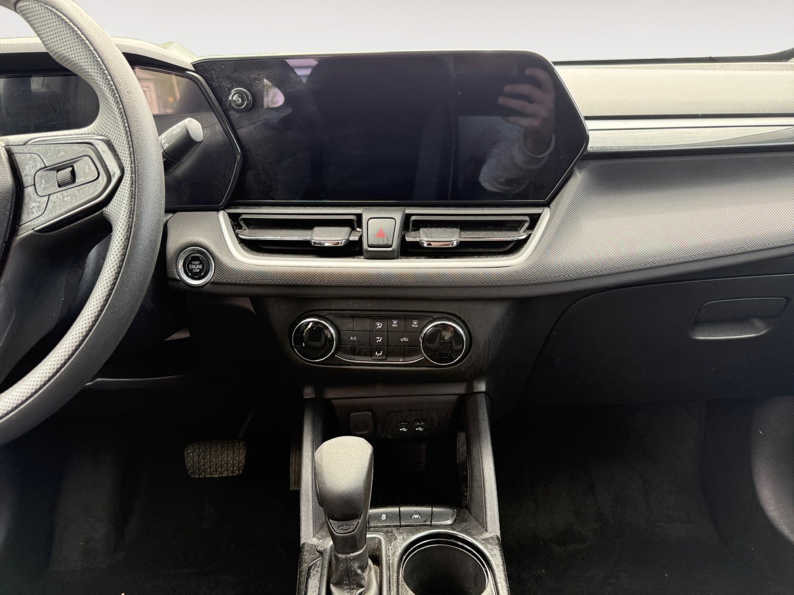 Used 2025 Chevrolet TrailBlazer LS image 11