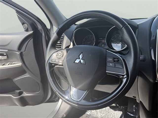 Used 2023 Mitsubishi Outlander Sport SE image 10