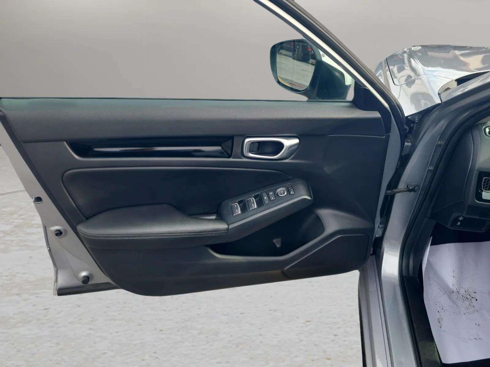 Used 2024 Honda Civic EX-L image 14