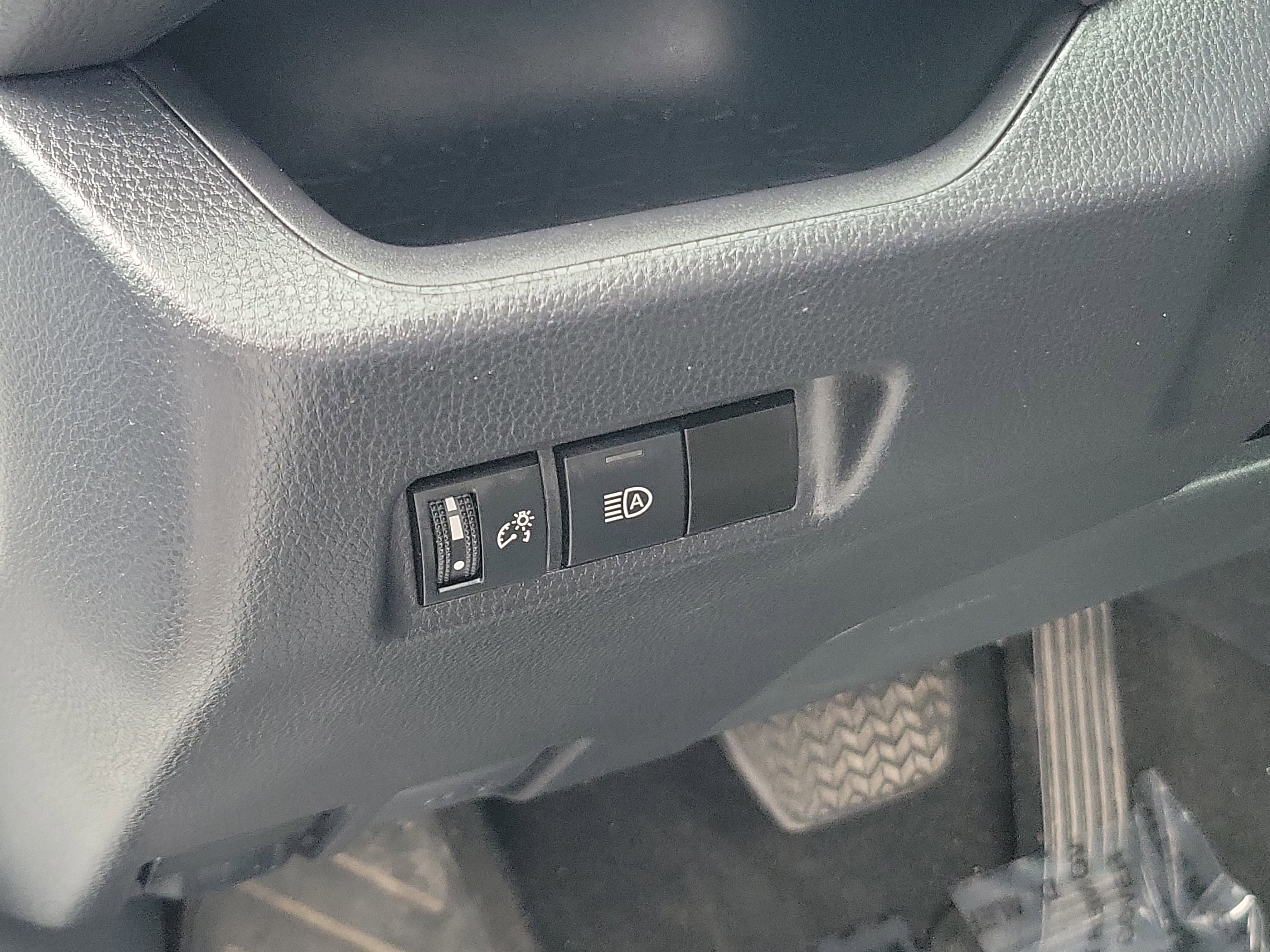 Certified 2024 Toyota RAV4 LE image 19