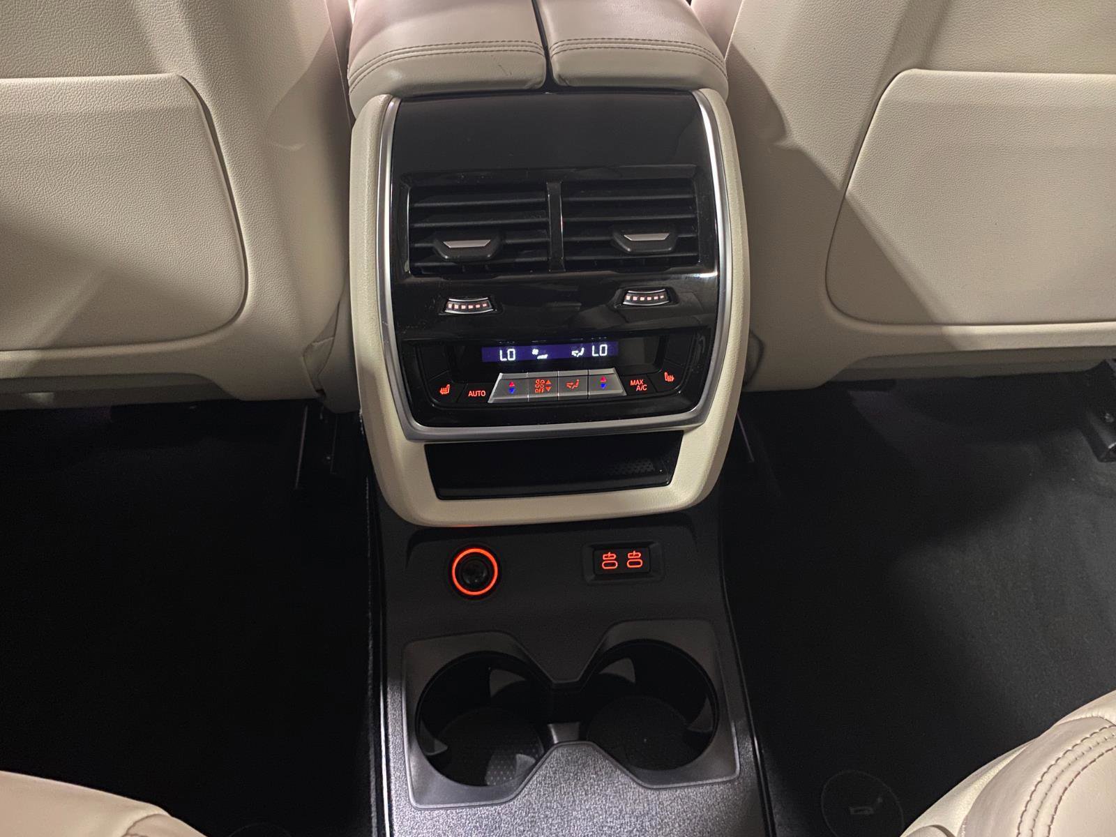 Certified 2023 BMW X7 xDrive40i w/ Climate Comfort Package image 14
