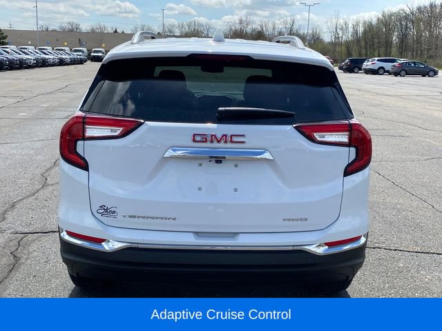 Certified 2024 GMC Terrain SLT w/ LPO, Floor Liner Package AWD/4WD image 4