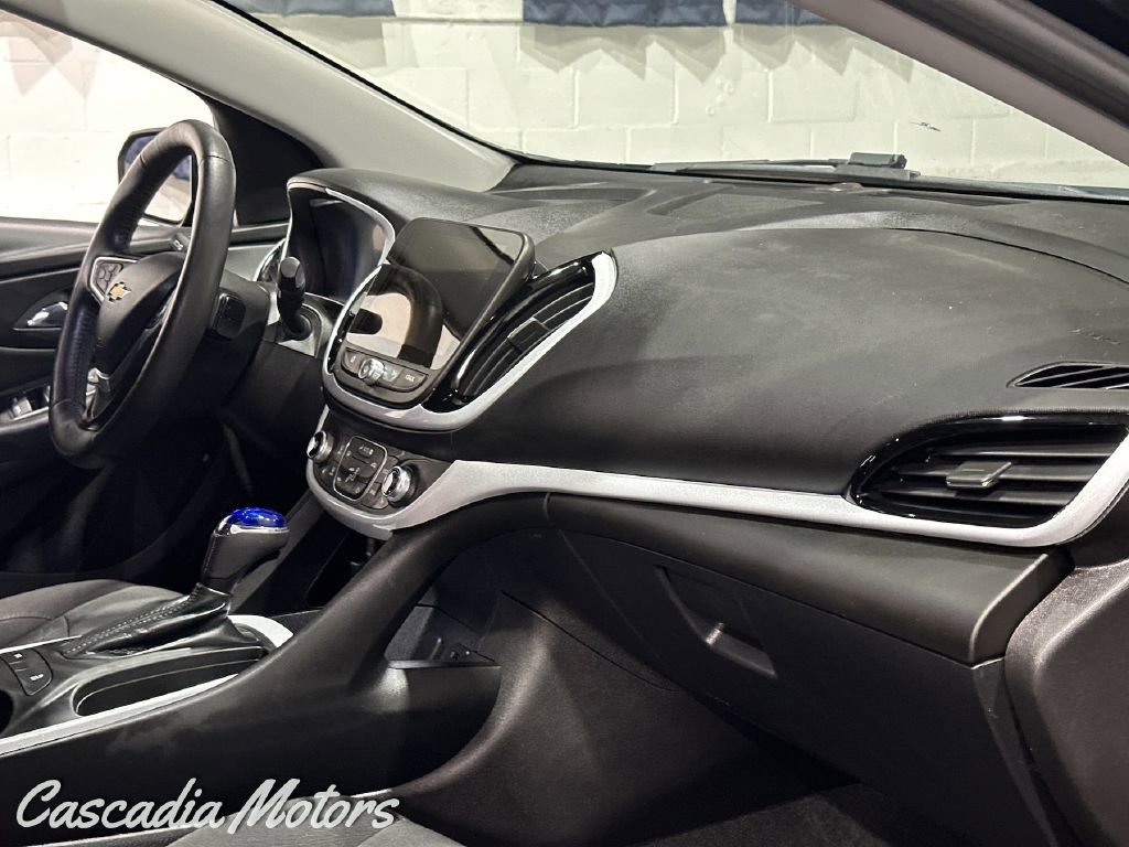 Used 2017 Chevrolet Volt LT w/ Comfort Package FWD image 18