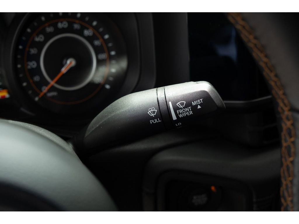 Used 2024 Jeep Gladiator Mojave w/ Convenience Group AWD/4WD image 20