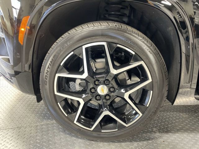 Used 2025 Chevrolet Traverse High Country image 10