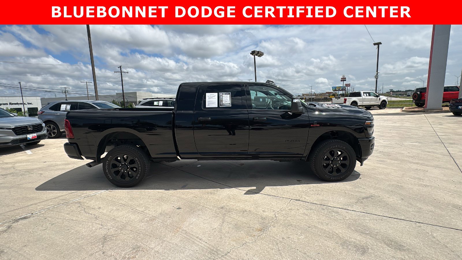 Used 2026 RAM 2500 Laramie w/ Night Edition AWD/4WD image 4