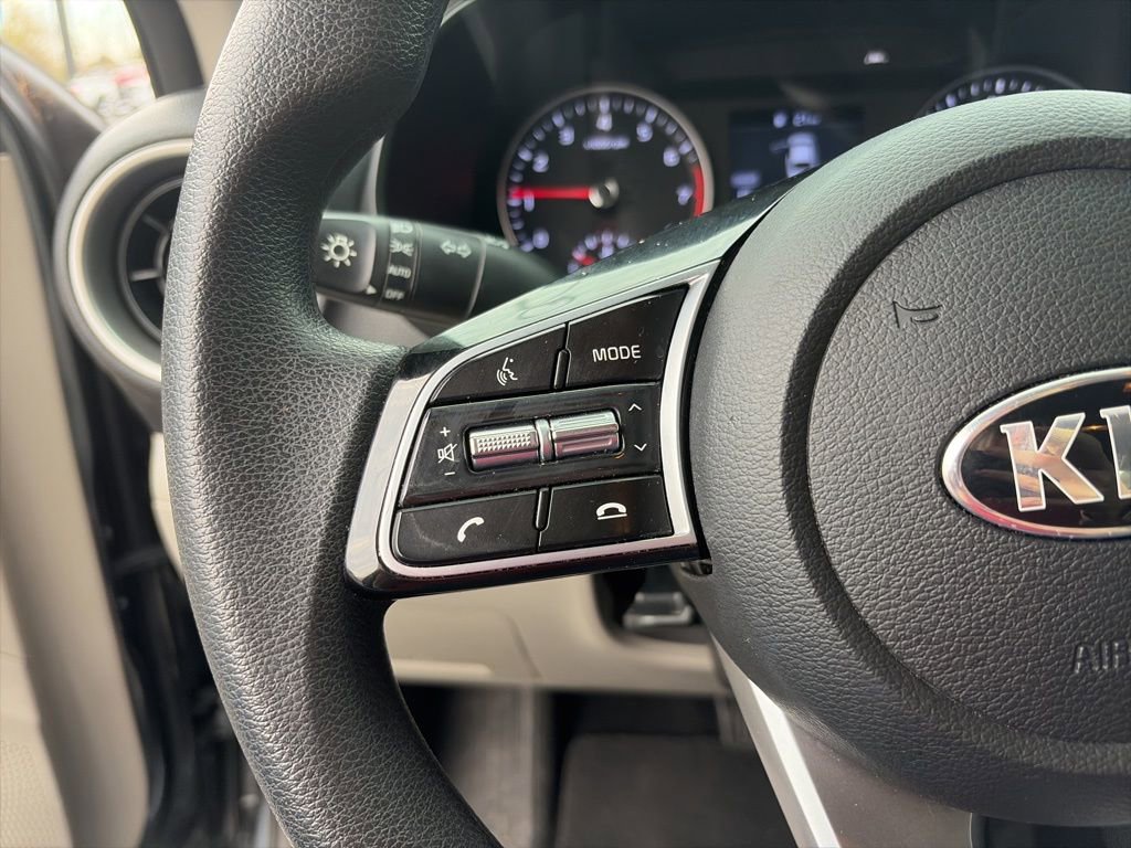 Used 2021 Kia Forte LXS image 17