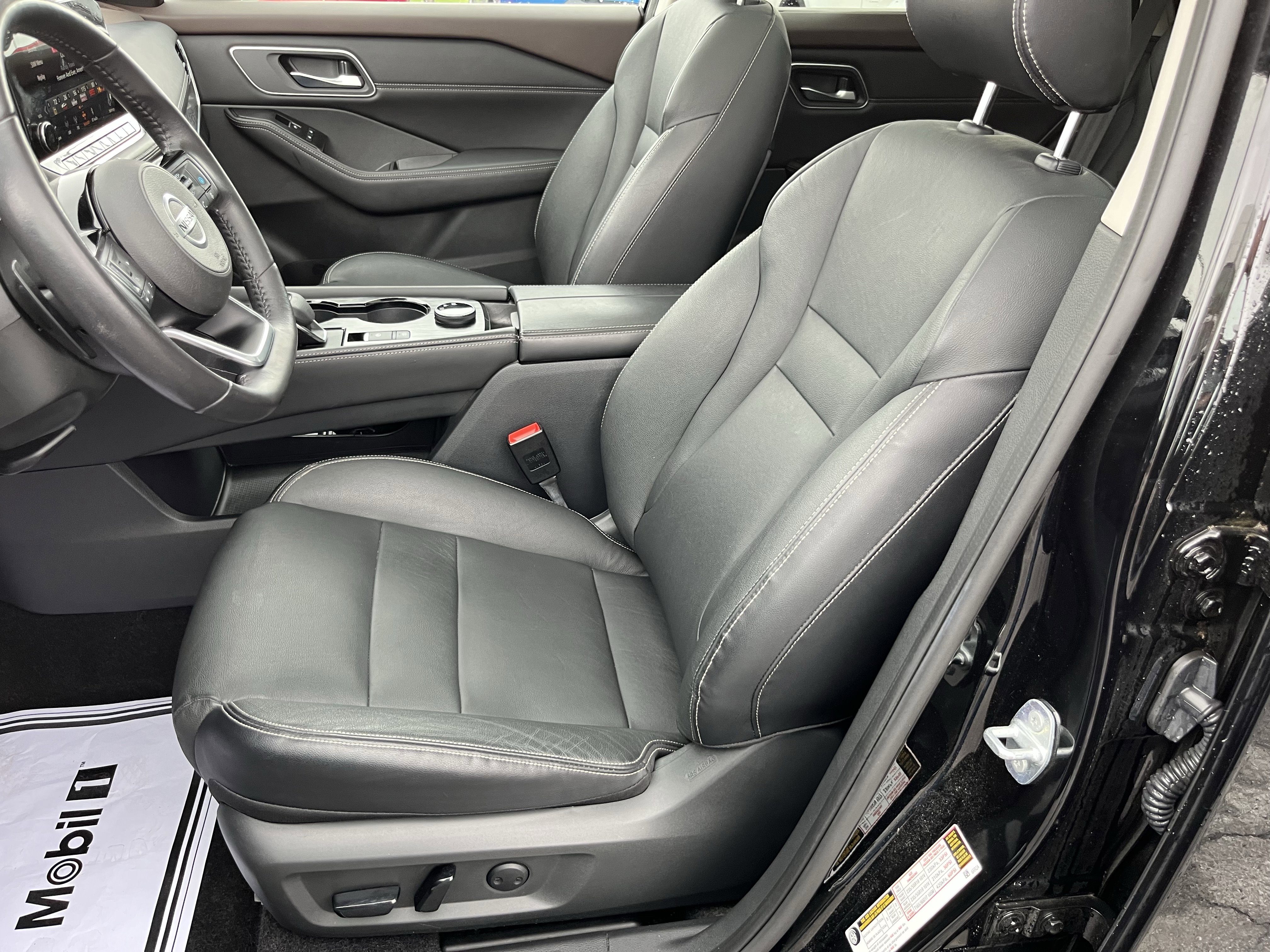 Used 2021 Nissan Rogue SL w/ Premium Package AWD/4WD image 16