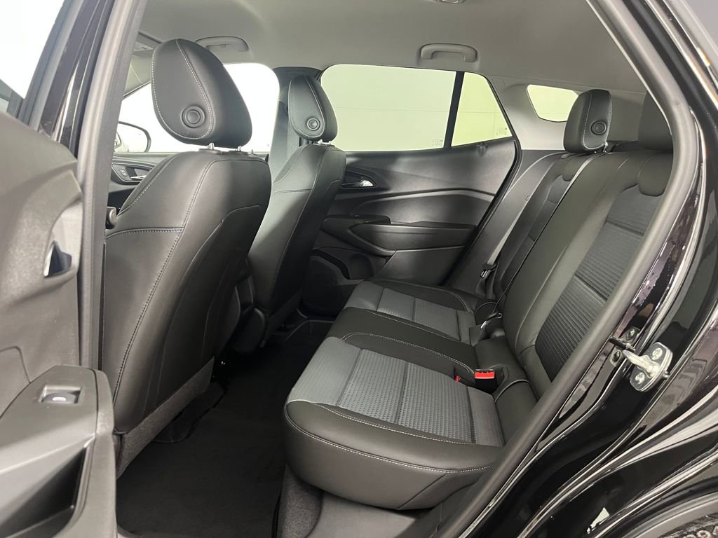 New 2026 Chevrolet Trax LT w/ Driver Confidence Package image 11