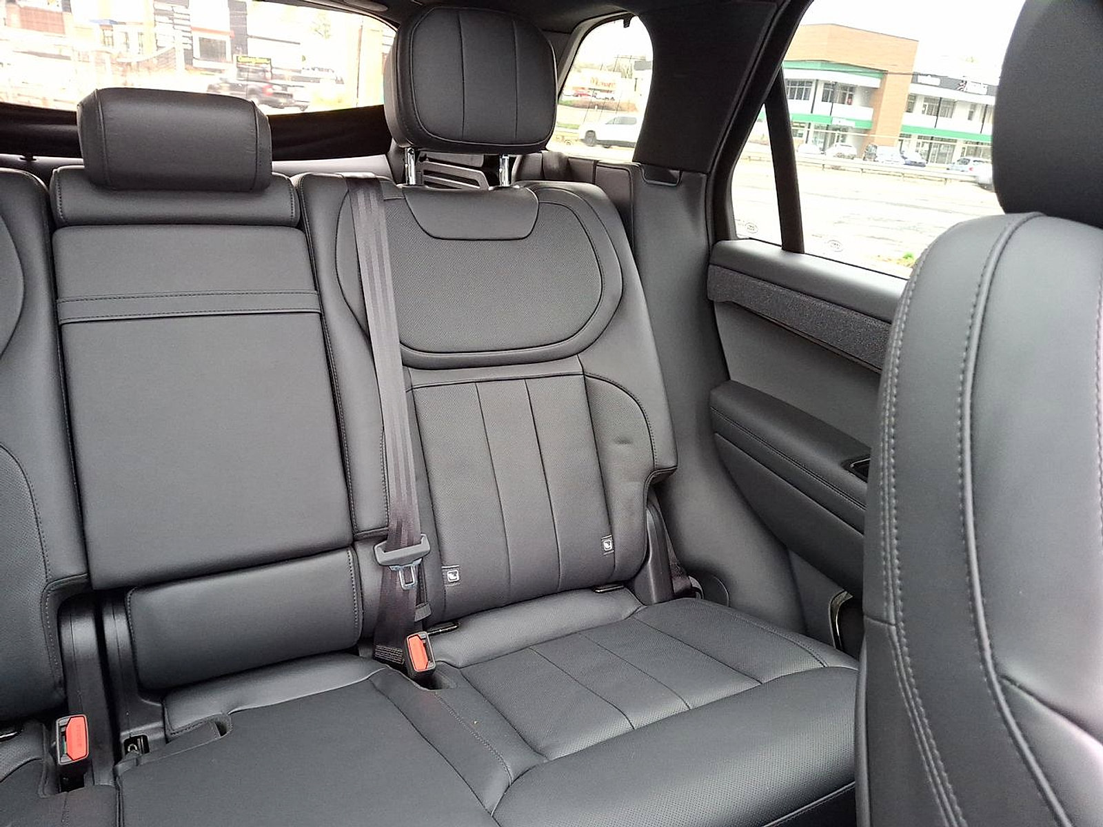 Used 2024 Land Rover Range Rover Sport Dynamic SE image 14