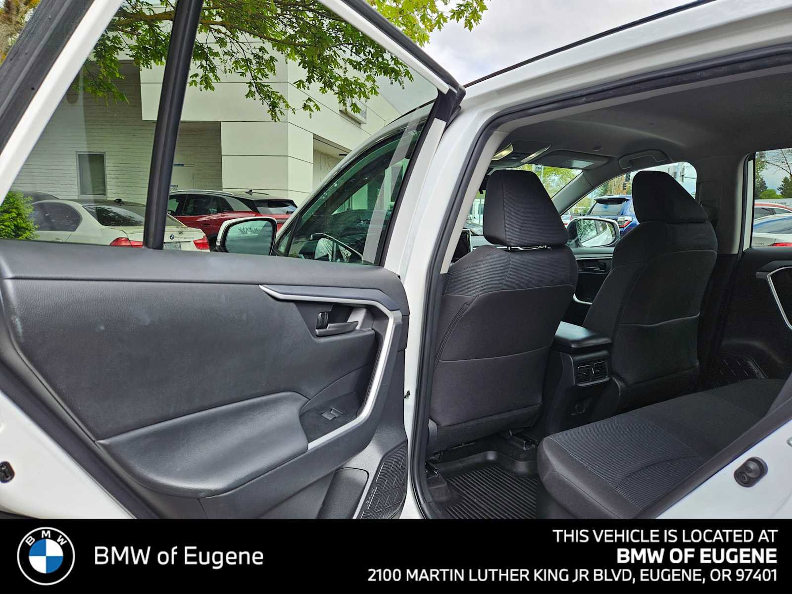 Used 2024 Toyota RAV4 LE AWD/4WD image 19