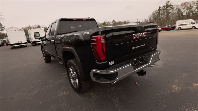 New 2026 GMC Sierra 3500 SLT image 7