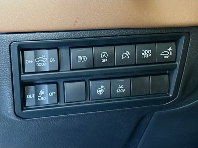 Used 2025 Toyota Tundra 1794 Edition image 11