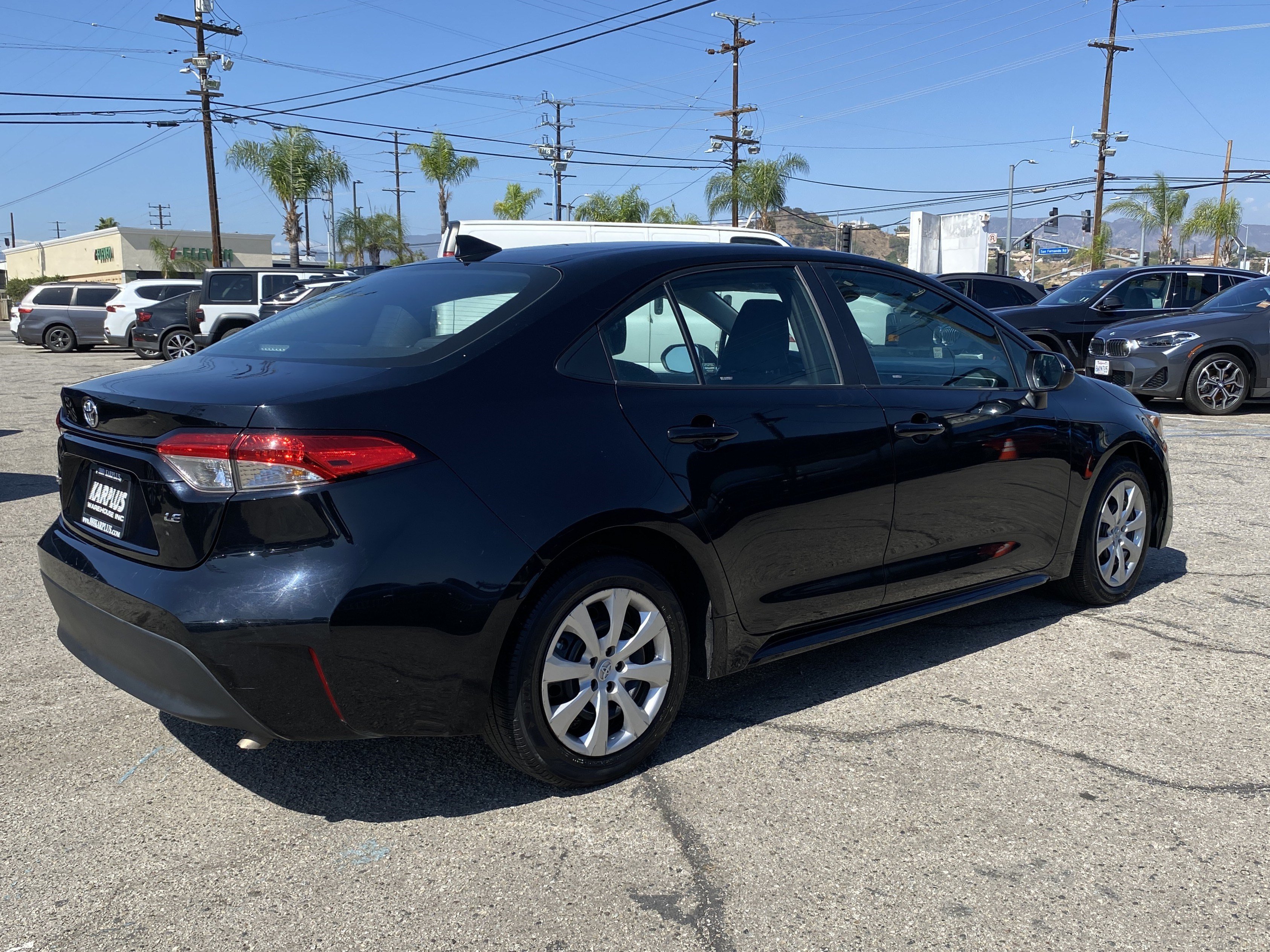 Used 2024 Toyota Corolla LE FWD image 8