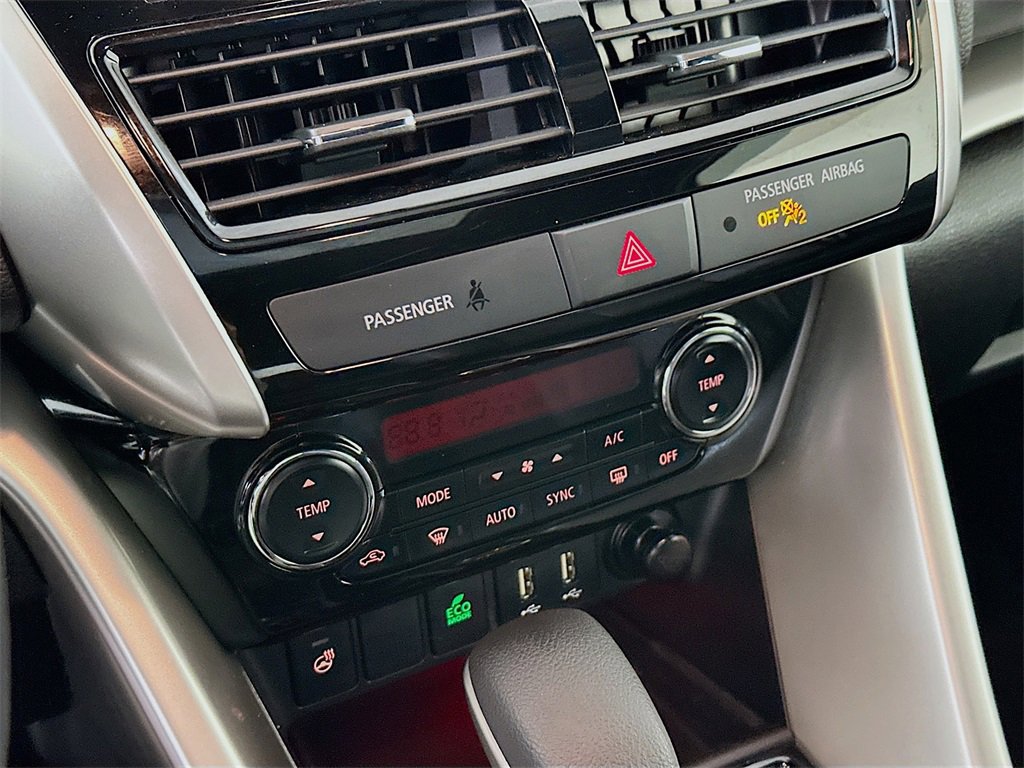 Used 2022 Mitsubishi Eclipse Cross SEL image 14