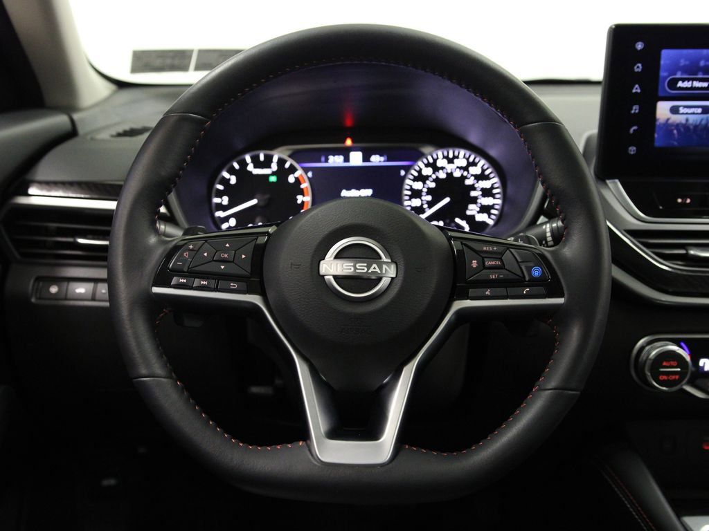 Used 2023 Nissan Altima 2.0 SR image 13