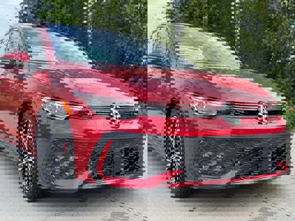 New 2025 Volkswagen GTI SE image 2