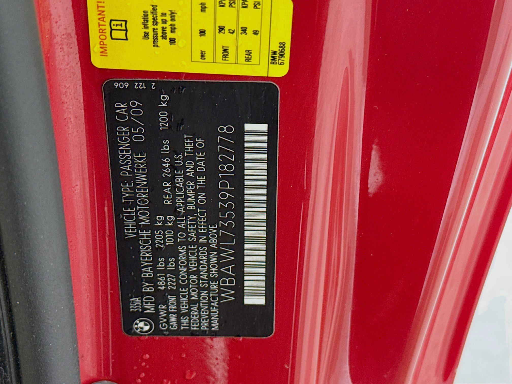 Used 2009 BMW 335i Convertible image 28