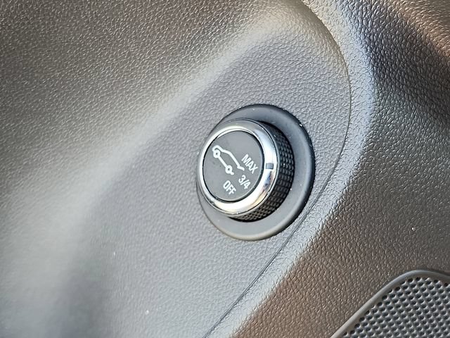 Certified 2025 Buick Envista Preferred FWD image 26