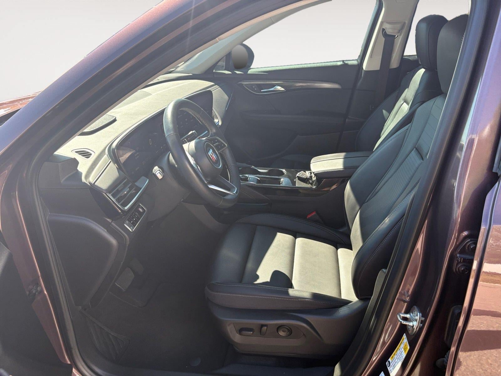 Certified 2025 Buick Envision Preferred AWD/4WD image 9