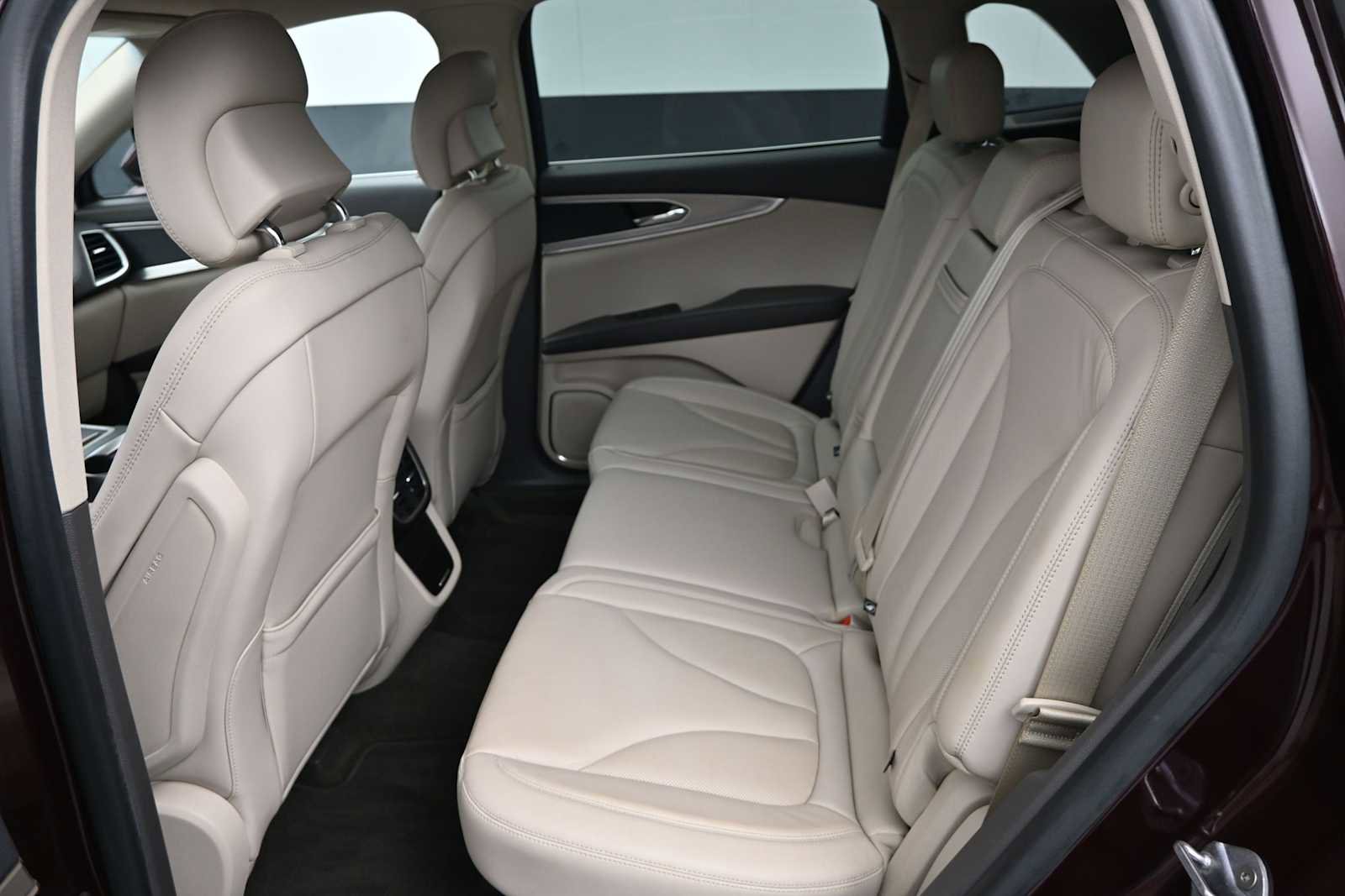 Used 2019 Lincoln Nautilus Select AWD/4WD image 21