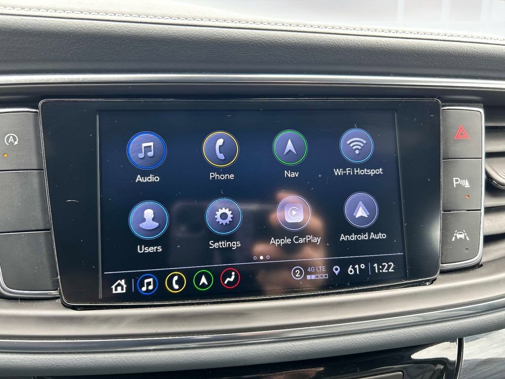 Used 2024 Buick Enclave Premium image 32