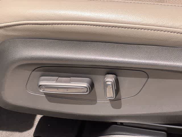Certified 2024 Honda HR-V EX-L image 31