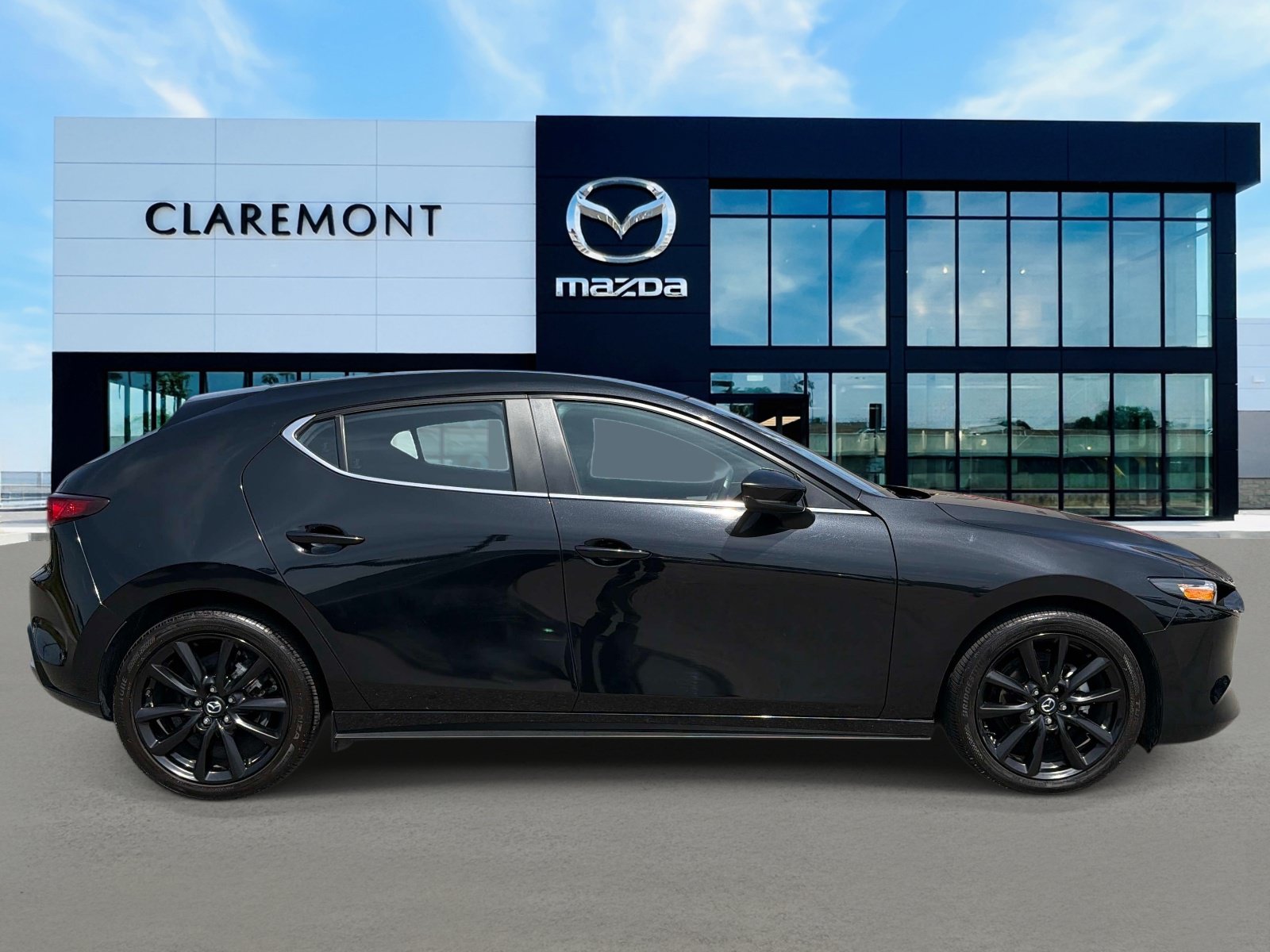 Certified 2025 MAZDA MAZDA3 s Sport FWD image 4