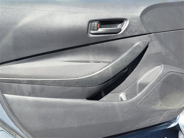 Used 2022 Toyota Corolla LE image 19