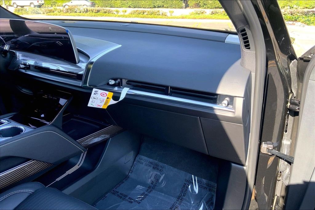 New 2026 Cadillac Vistiq Sport image 31