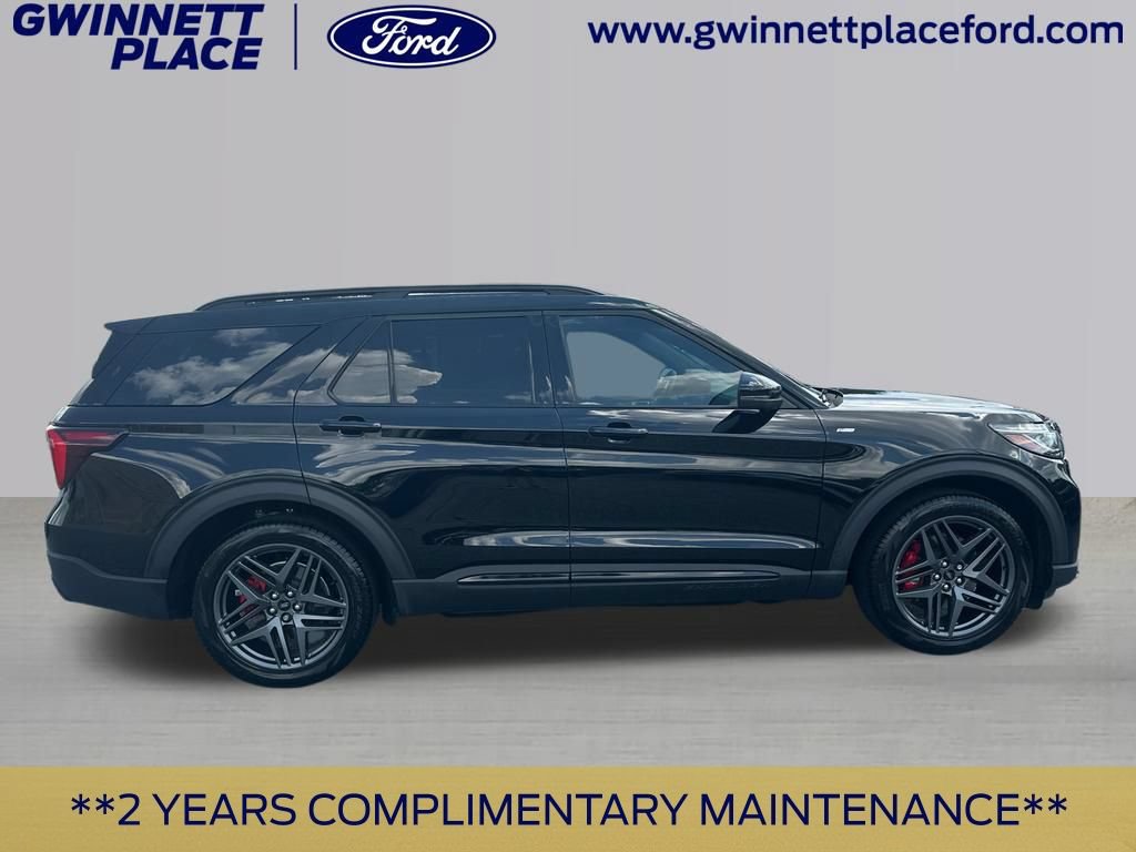 Certified 2025 Ford Explorer ST-Line w/ Premium Package RWD image 4