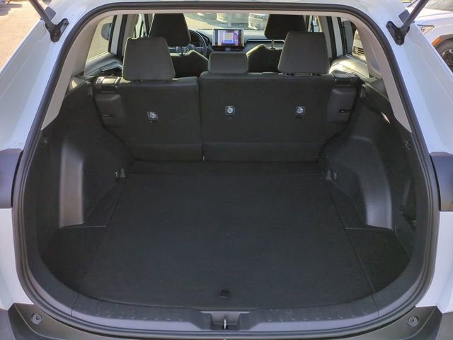 Used 2023 Toyota RAV4 LE FWD image 13