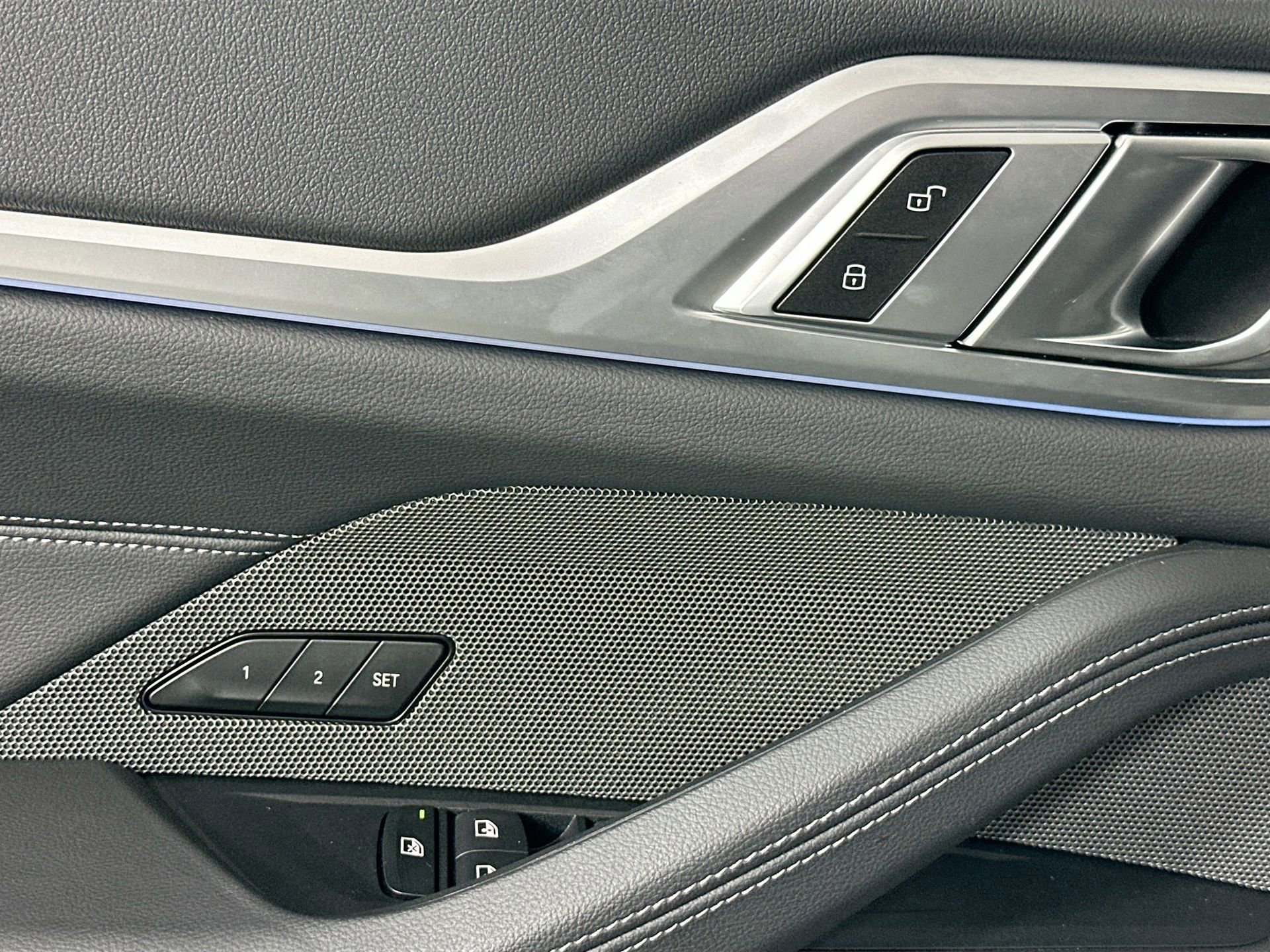 Used 2025 BMW i4 xDrive40i w/ M Sport Package image 18