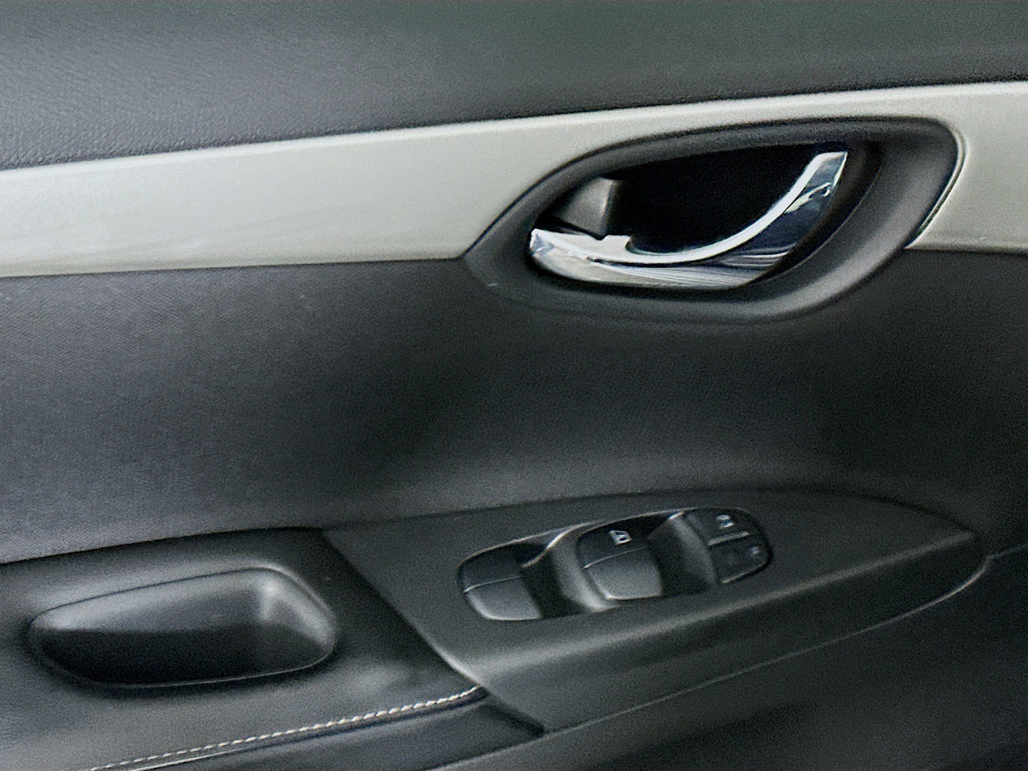 Used 2019 Nissan Sentra S image 15