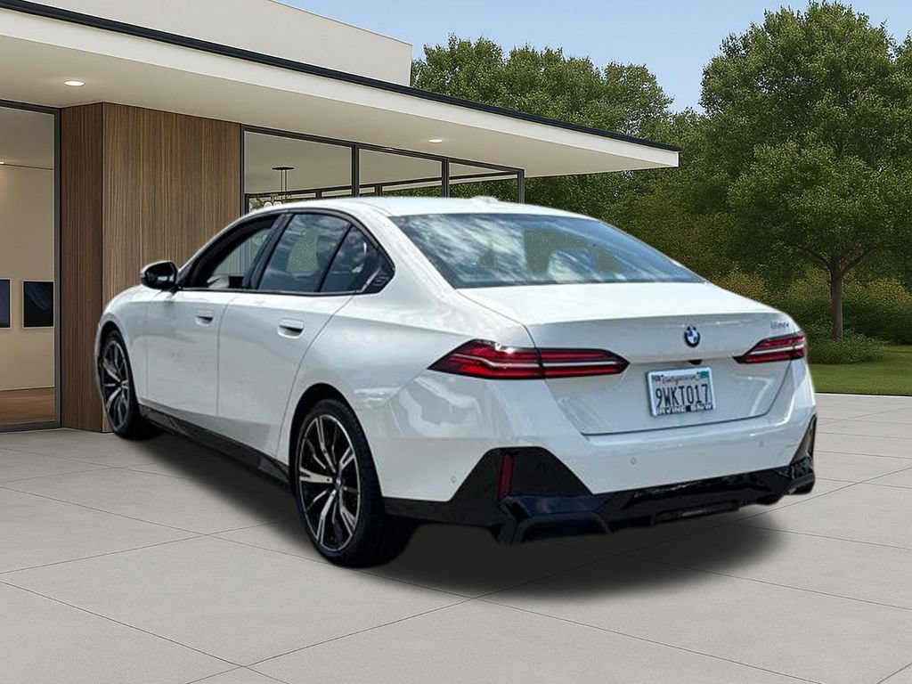 Used 2026 BMW 530i w/ M Sport Package RWD image 12
