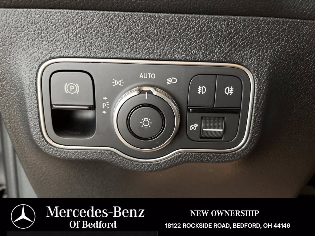 Used 2026 Mercedes-Benz GLB 250 4MATIC image 29