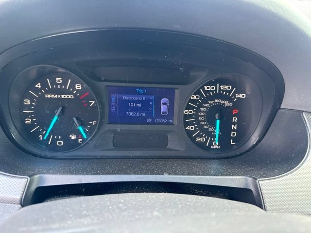 Used 2013 Ford Edge SEL FWD image 9