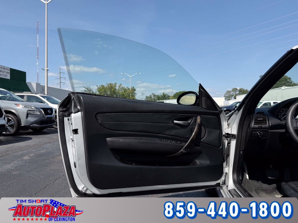 Used 2009 BMW 135i Convertible RWD image 10