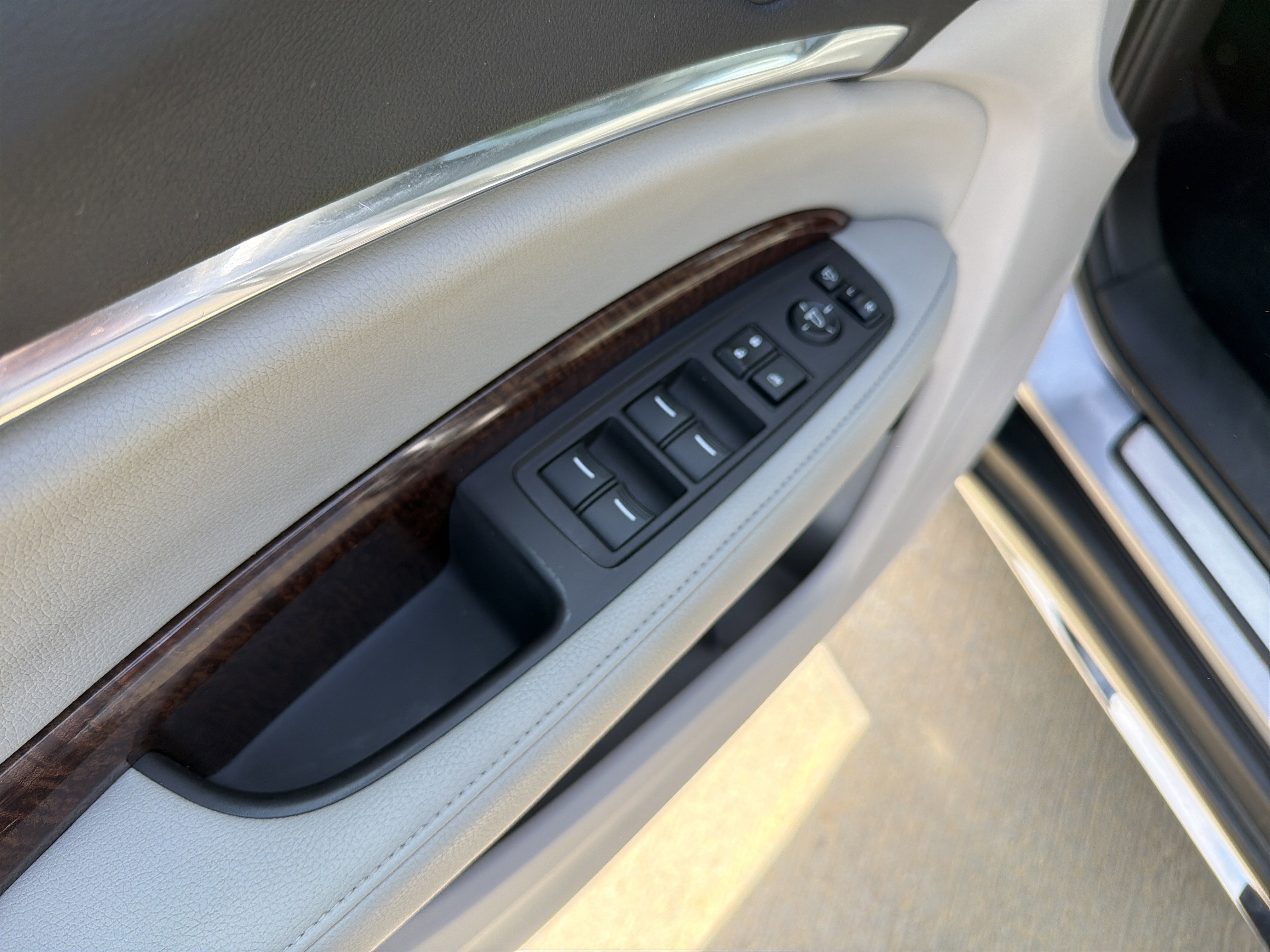 Used 2017 Acura MDX SH-AWD w/ Technology Package image 15